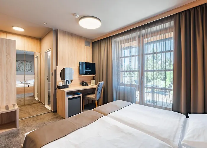 Maximus Resort
