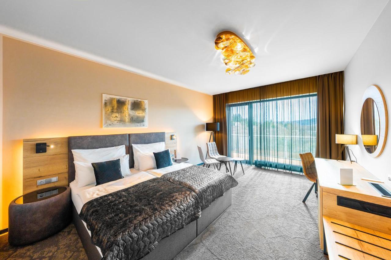 Maximus Hotel 4*