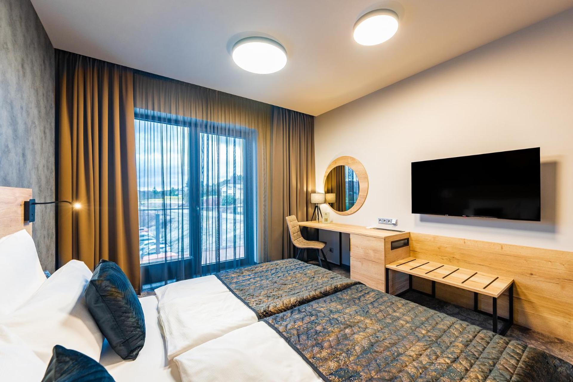 Maximus Hotel 4*